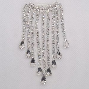 Crystal dangling brooch